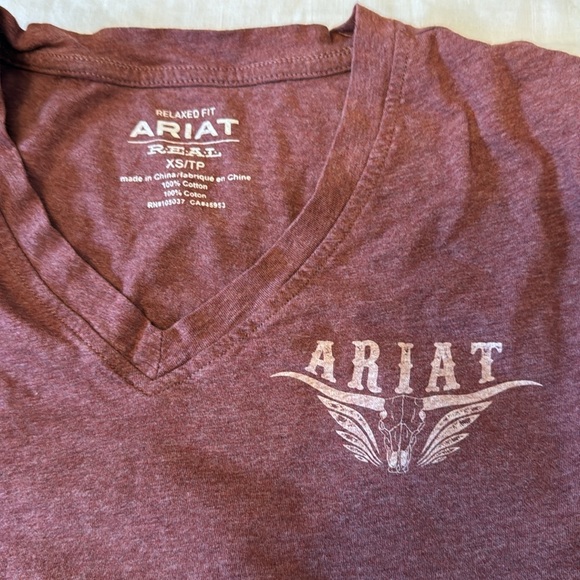 ARIAT Women’s Tee - XS - Like New - Picture 2 of 4